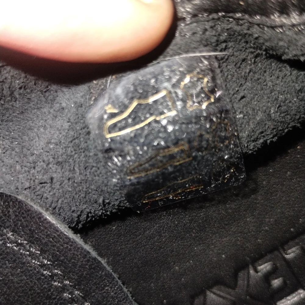 The Flexx NWT leather lace up sneaker size 8, black white laces
